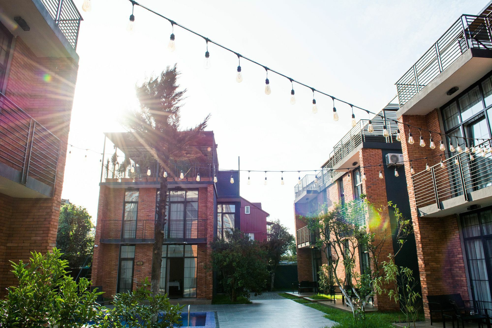 Citron Cottages バトゥーミ エクステリア 写真