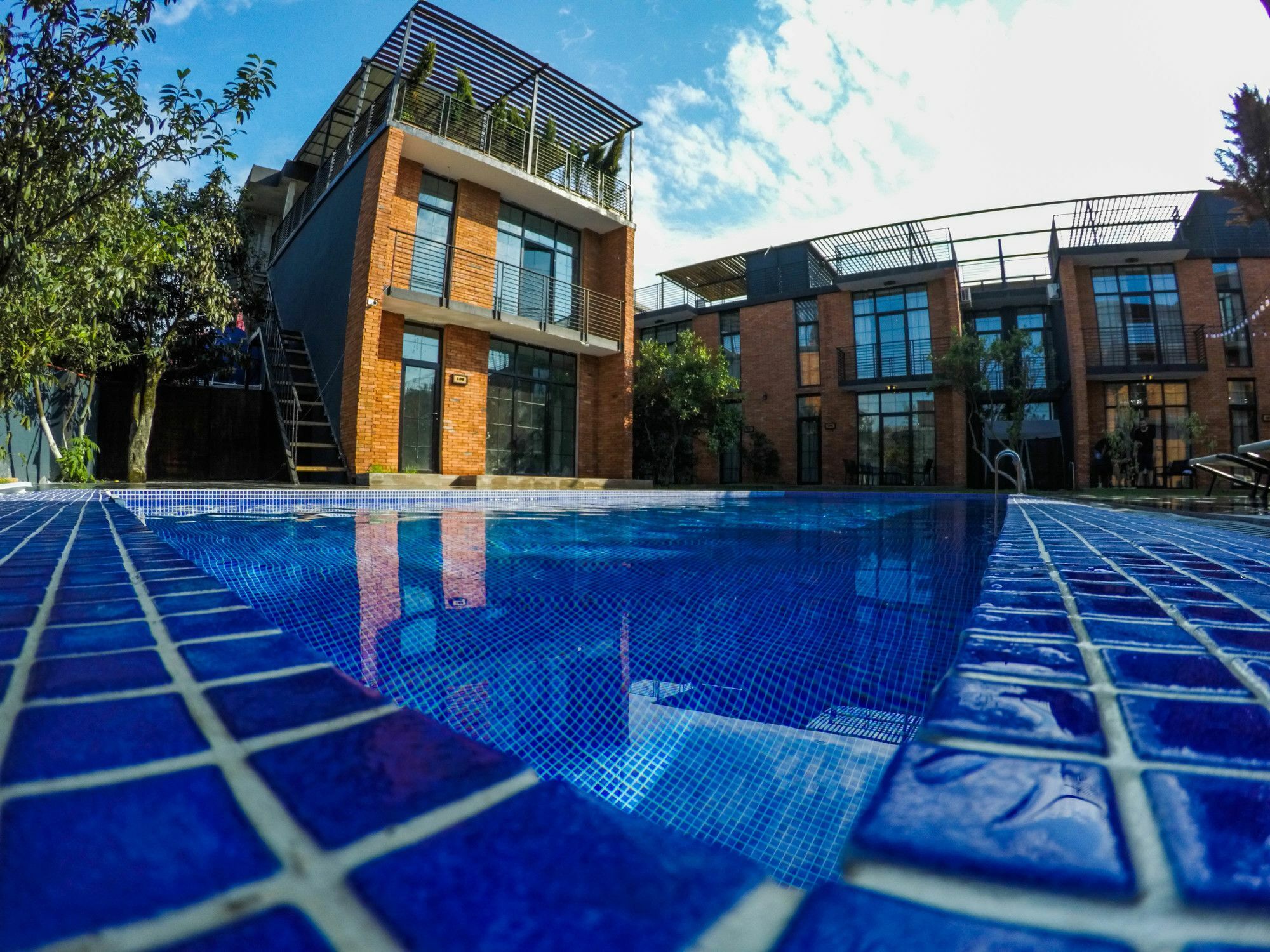 Citron Cottages バトゥーミ エクステリア 写真